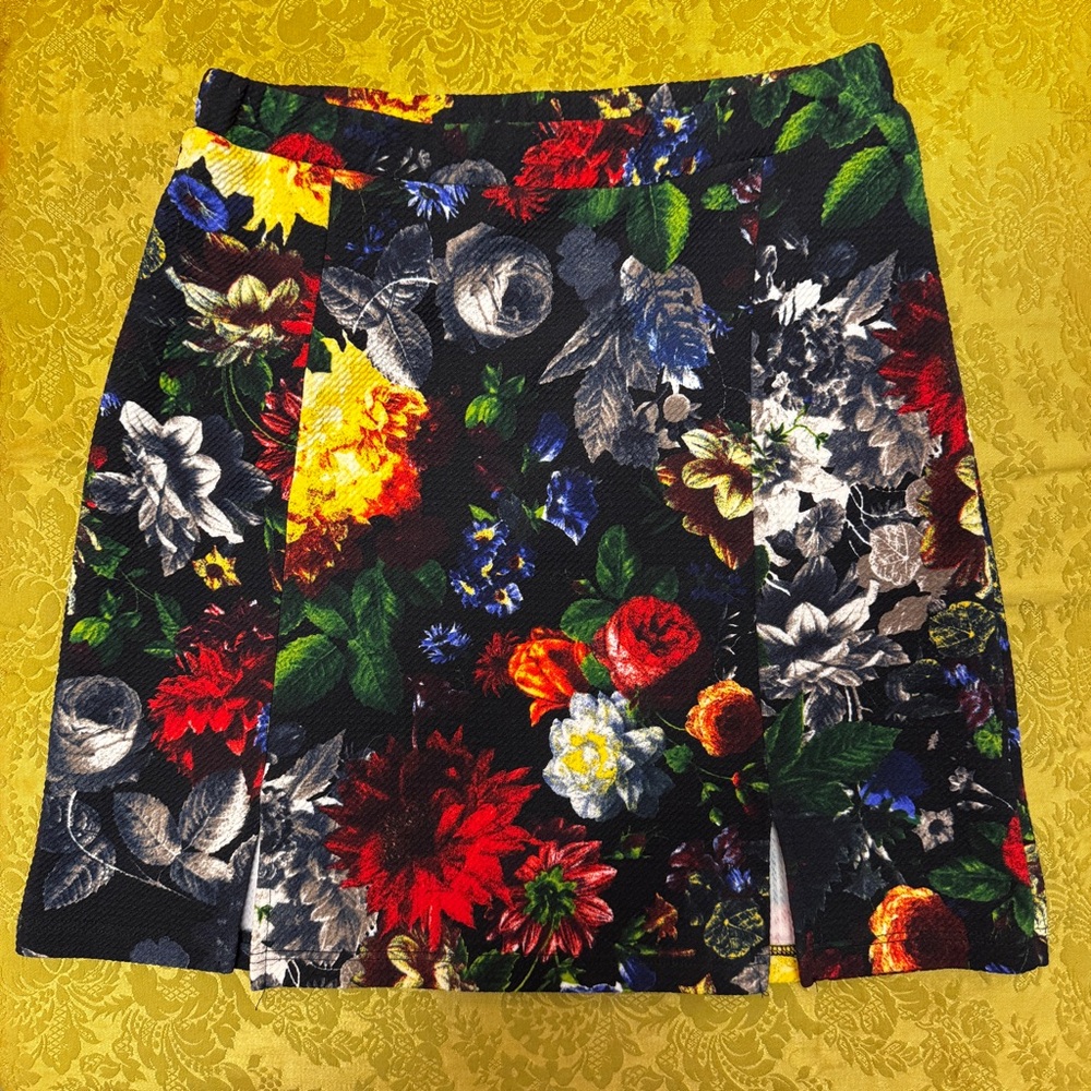 Sexy Floral Stretch Mini Skirt With Front Slits